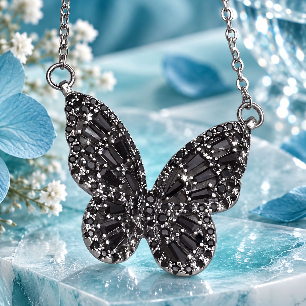 Collier Papillon Noir